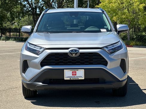 Certified 2025 Toyota RAV4 XLE AWD/4WD image 10