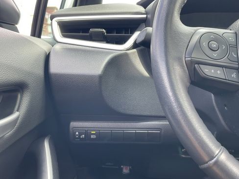 Used 2024 Toyota Corolla SE image 32