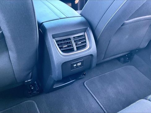 Used 2025 Chevrolet Blazer LT AWD/4WD image 24