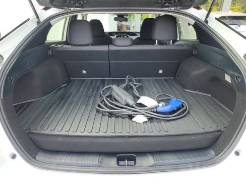 Used 2022 Toyota Prius Prime LE FWD image 22