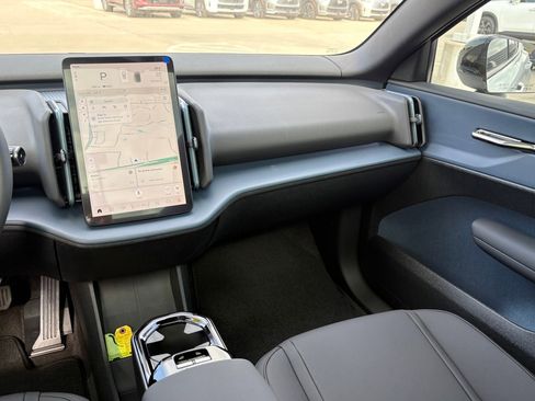 New 2026 Volvo EX30 Plus image 11