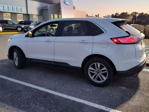 Used 2017 Ford Edge SEL image 2