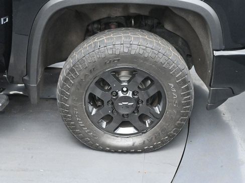 Used 2021 Chevrolet Silverado 2500 High Country w/ Technology Package image 36