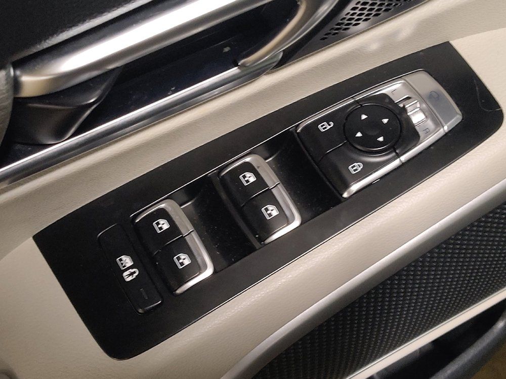 Used 2022 Kia Telluride EX w/ EX Premium Package FWD image 27