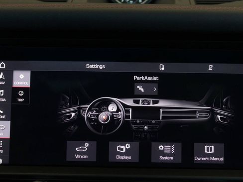 Used 2023 Porsche Macan S AWD/4WD image 27