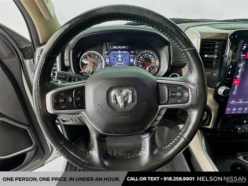 Used 2019 RAM 1500 Laramie image 11