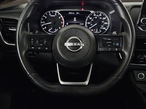 Used 2022 Nissan Rogue SV w/ SV Premium Package image 17