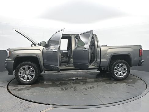 Used 2017 GMC Sierra 1500 Denali w/ Denali Ultimate Package image 55