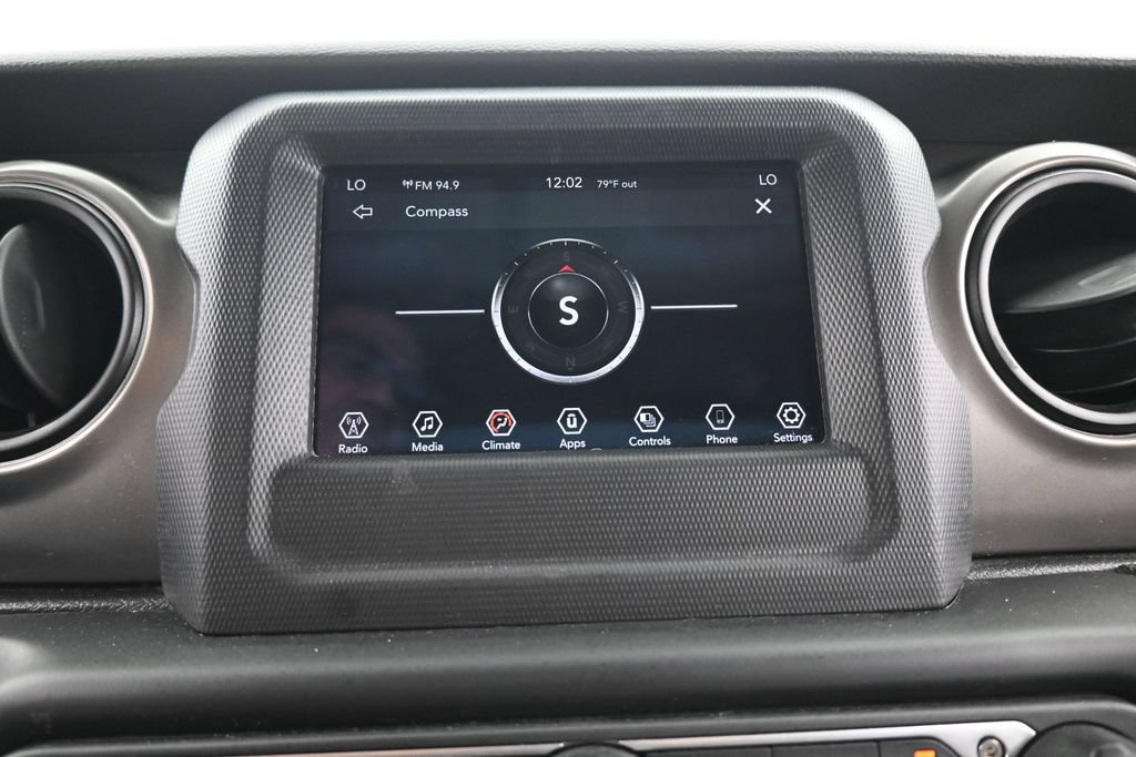 Used 2021 Jeep Wrangler Unlimited Sport AWD/4WD image 18