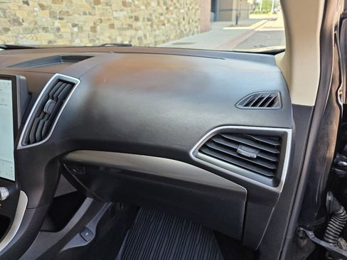 Used 2023 Ford Edge SEL AWD/4WD image 26