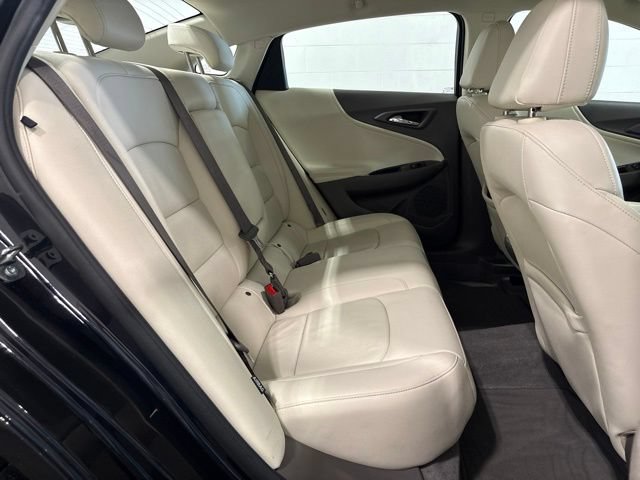 Used 2023 Chevrolet Malibu LT FWD image 39
