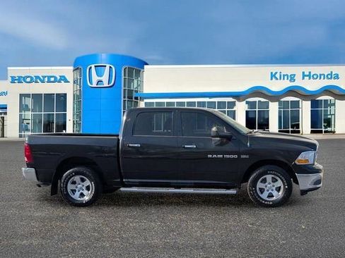 Used 2011 RAM 1500 Classic SLT AWD/4WD image 4