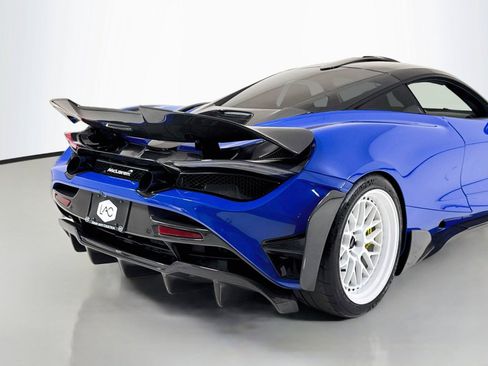 Used 2021 McLaren 720S Performance RWD image 34
