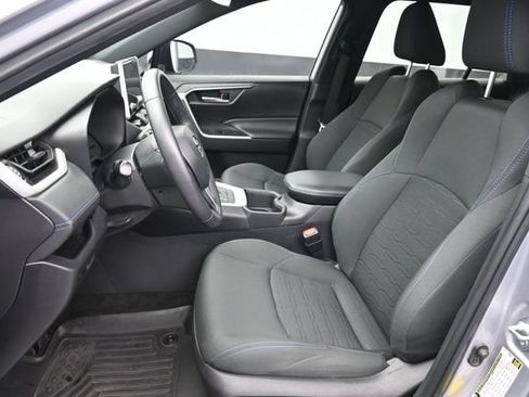 Used 2024 Toyota RAV4 SE AWD/4WD image 22