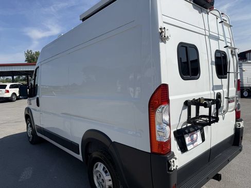 Used 2014 RAM ProMaster 2500 w/ Interior Convenience Group FWD image 10
