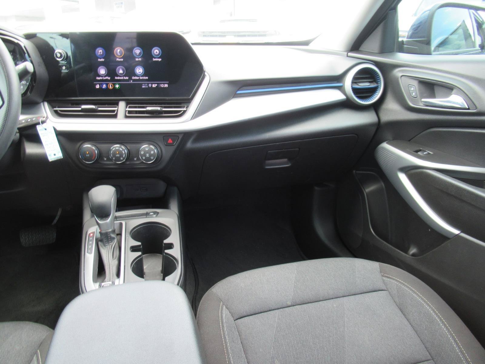 Certified 2024 Chevrolet Trax LS w/ LS Convenience Package FWD image 15