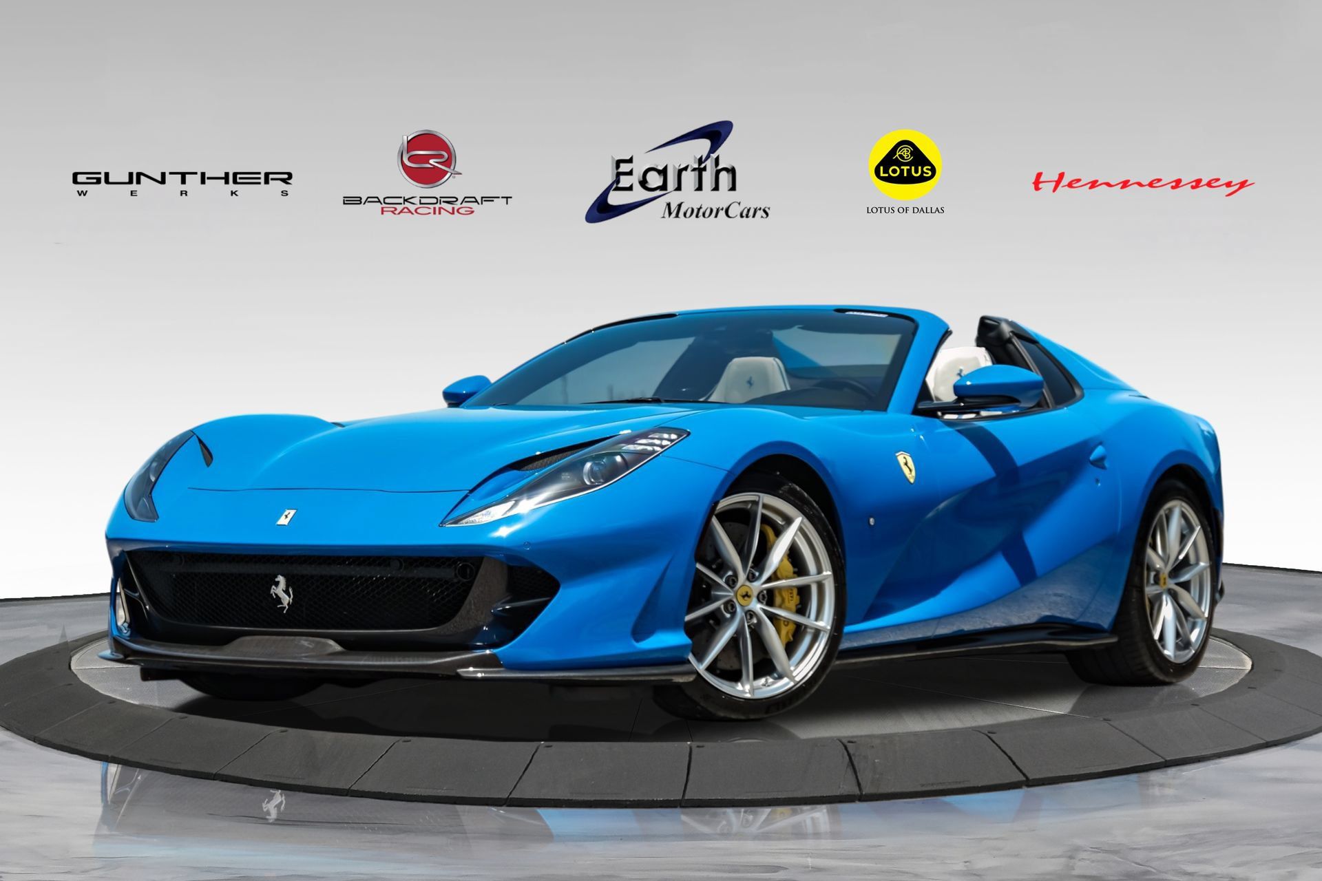 Used 2022 Ferrari 812 GTS RWD image 1