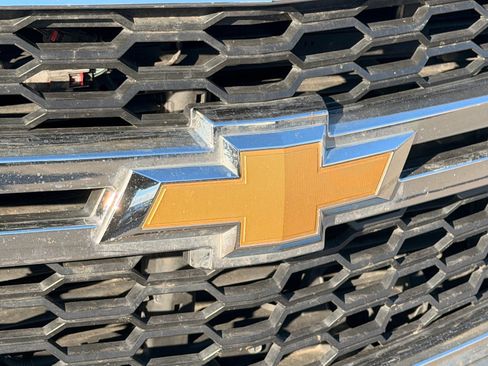 Used 2019 Chevrolet Tahoe LS w/ All-Season Package image 10