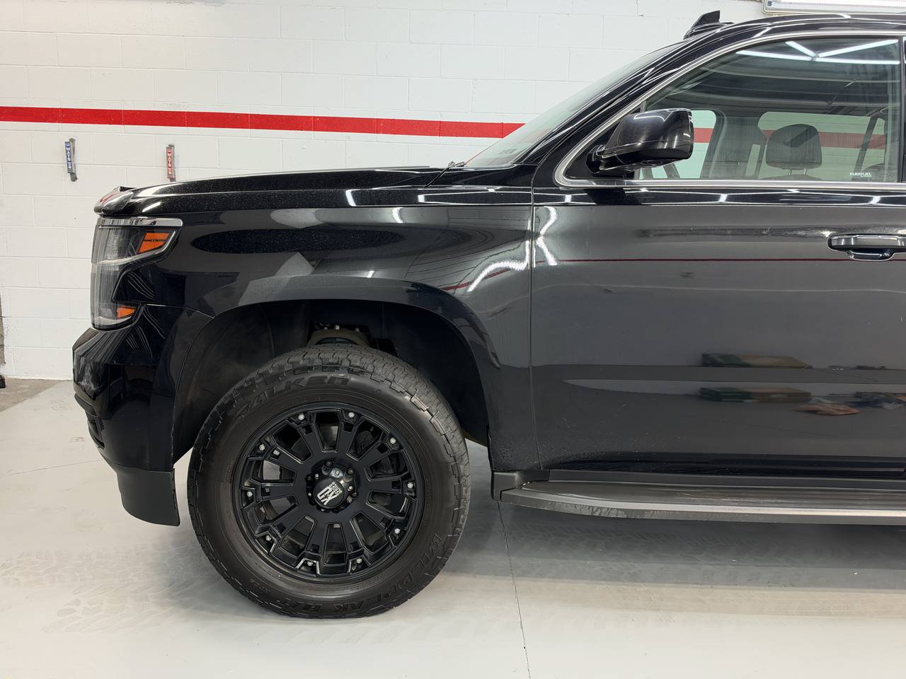 Used 2019 Chevrolet Tahoe LT AWD/4WD image 3