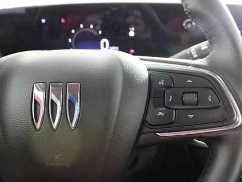 Used 2024 Buick Encore GX Sport Touring image 23