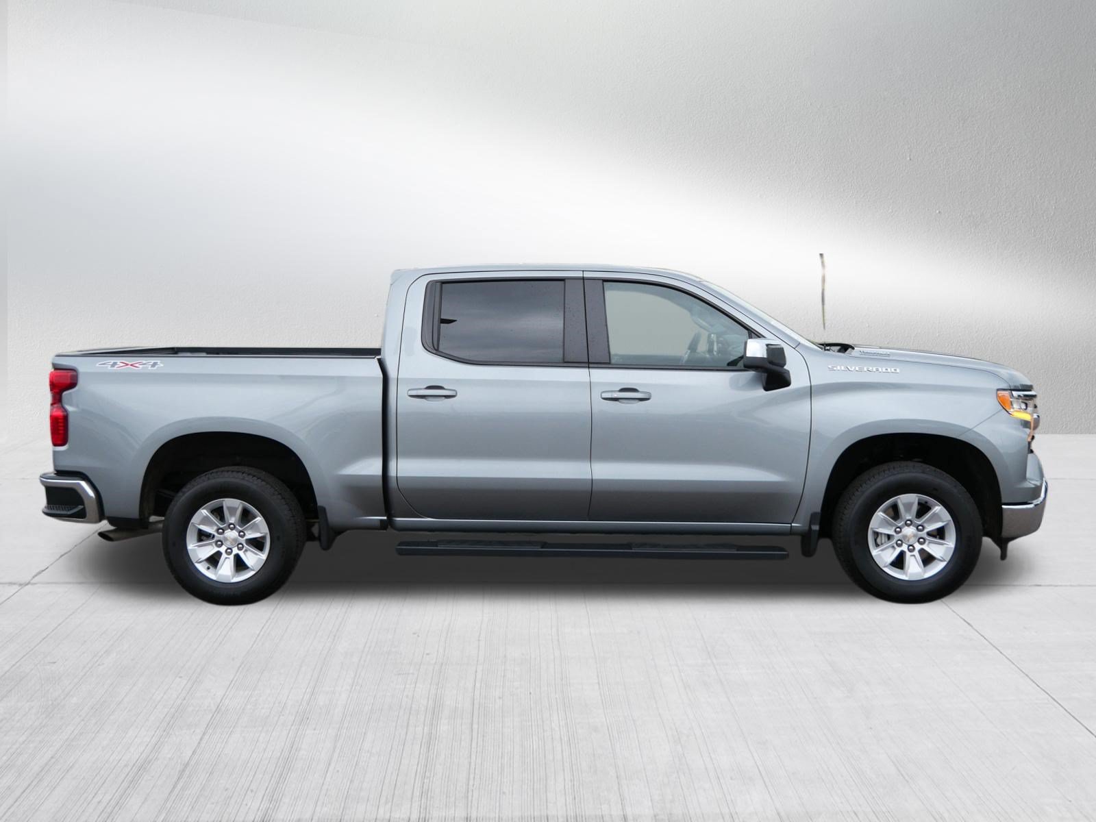 Used 2025 Chevrolet Silverado 1500 LT w/ LPO, Liner Protection Package AWD/4WD image 8