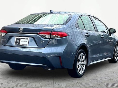 Used 2022 Toyota Corolla LE FWD image 13