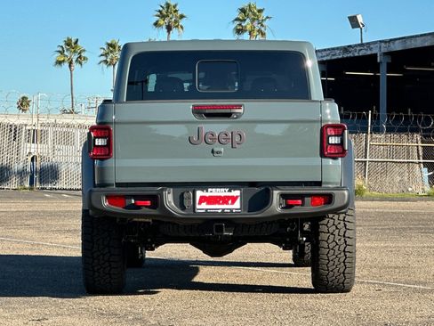 New 2026 Jeep Gladiator Rubicon image 5