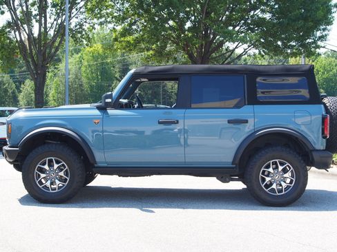 Used 2023 Ford Bronco Badlands AWD/4WD image 5