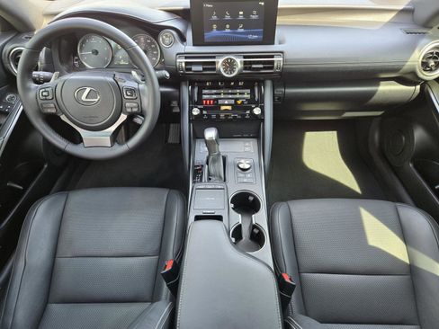 Used 2022 Lexus IS 300 w/ Premium Package RWD image 30