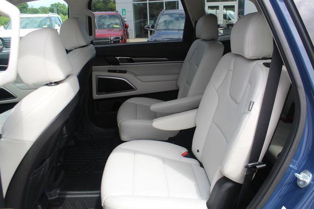 Used 2024 Kia Telluride S w/ S Sunroof Package FWD image 27