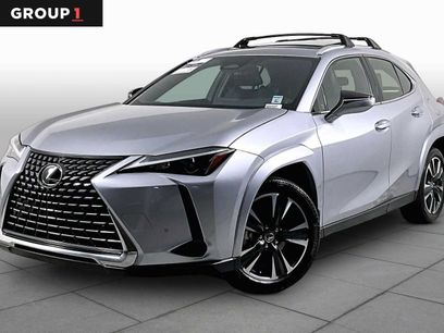 Used 2025 Lexus UX 300h FWD w/ Accessory Package (Z2)