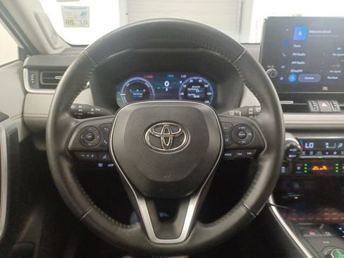 Used 2024 Toyota RAV4 Limited AWD/4WD image 19