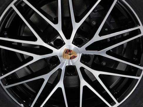 New 2026 Porsche Cayenne image 11