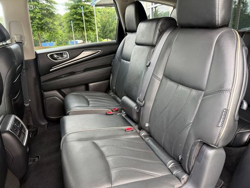 Used 2019 INFINITI QX60 Luxe w/ Essential Package AWD/4WD image 40