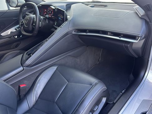 Used 2024 Chevrolet Corvette Stingray Convertible w/ LPO, Roadside Safety Package image 10