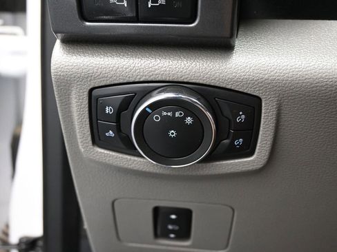 Used 2021 Ford F250 XLT w/ XLT Value Package AWD/4WD image 12