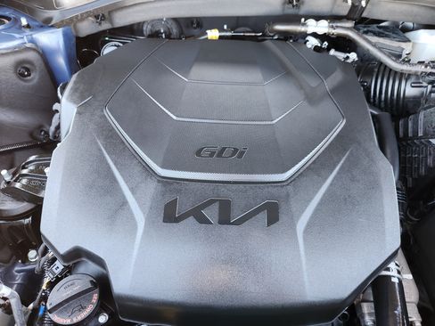 Used 2025 Kia Telluride EX X-Line AWD/4WD image 17