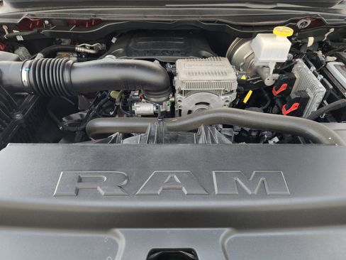 Used 2022 RAM 1500 Laramie AWD/4WD image 34