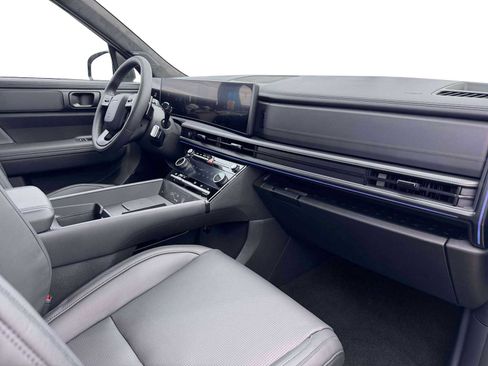 New 2026 Hyundai Santa Fe Calligraphy FWD image 15