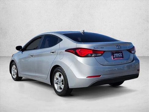 Used 2014 Hyundai Elantra SE image 8
