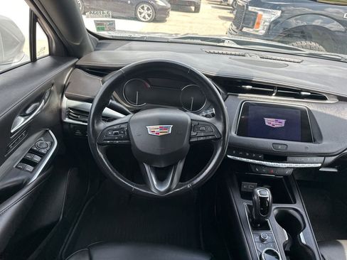 Used 2019 Cadillac XT4 Premium Luxury w/ Cold Weather Package image 11