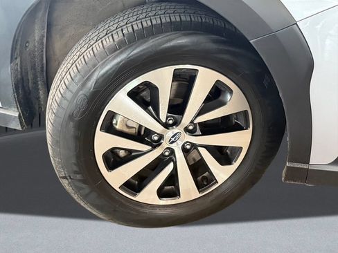 Certified 2024 Subaru Outback Premium AWD/4WD image 18