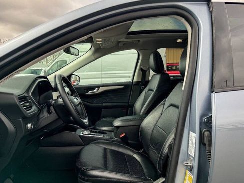 Used 2022 Ford Escape SEL AWD/4WD image 16