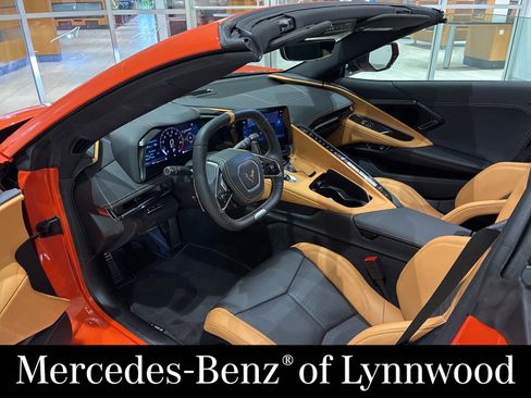 Used 2025 Chevrolet Corvette Z06 w/ Stealth Interior Trim Package RWD image 10