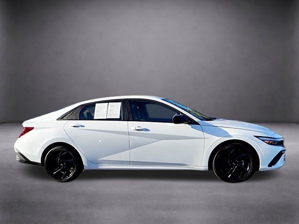 Certified 2026 Hyundai Elantra Sport FWD image 3