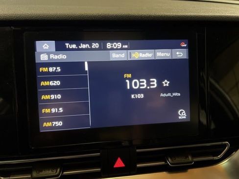 Used 2020 Kia Niro EX w/ Cold Weather Package image 38