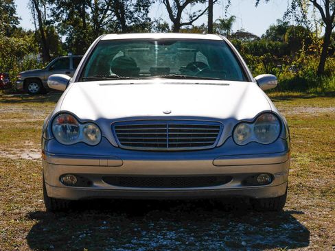 Used 2003 Mercedes-Benz C 240 Sedan image 17