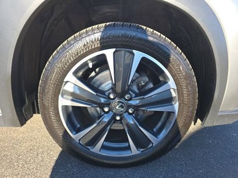 Used 2019 Lexus UX 250h image 11