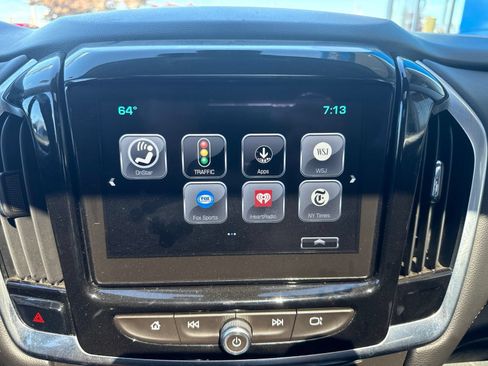 Used 2018 Chevrolet Traverse LT AWD/4WD image 24