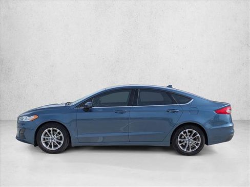 Used 2019 Ford Fusion SE image 8
